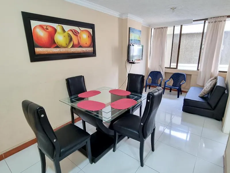 Apartamentos internacional Rodadero con piscina - Bedviajes Santa Marta  Colombia
